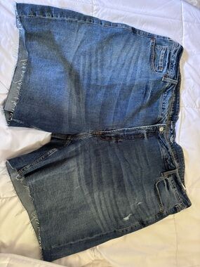 Old Navy womens Blue Denim Cut-Off Shorts